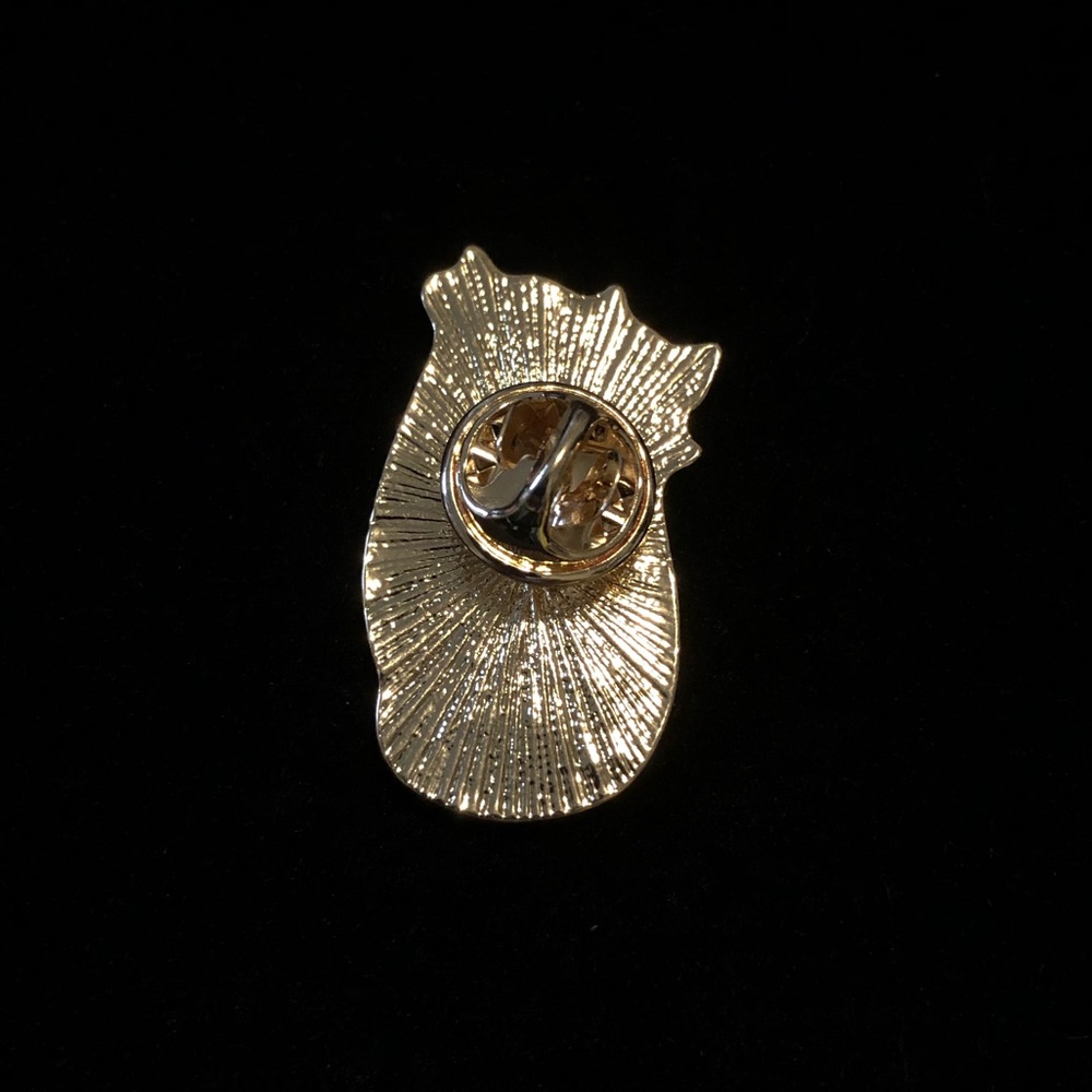Hugging Cats Enamel Pin - Picture 3 of 3